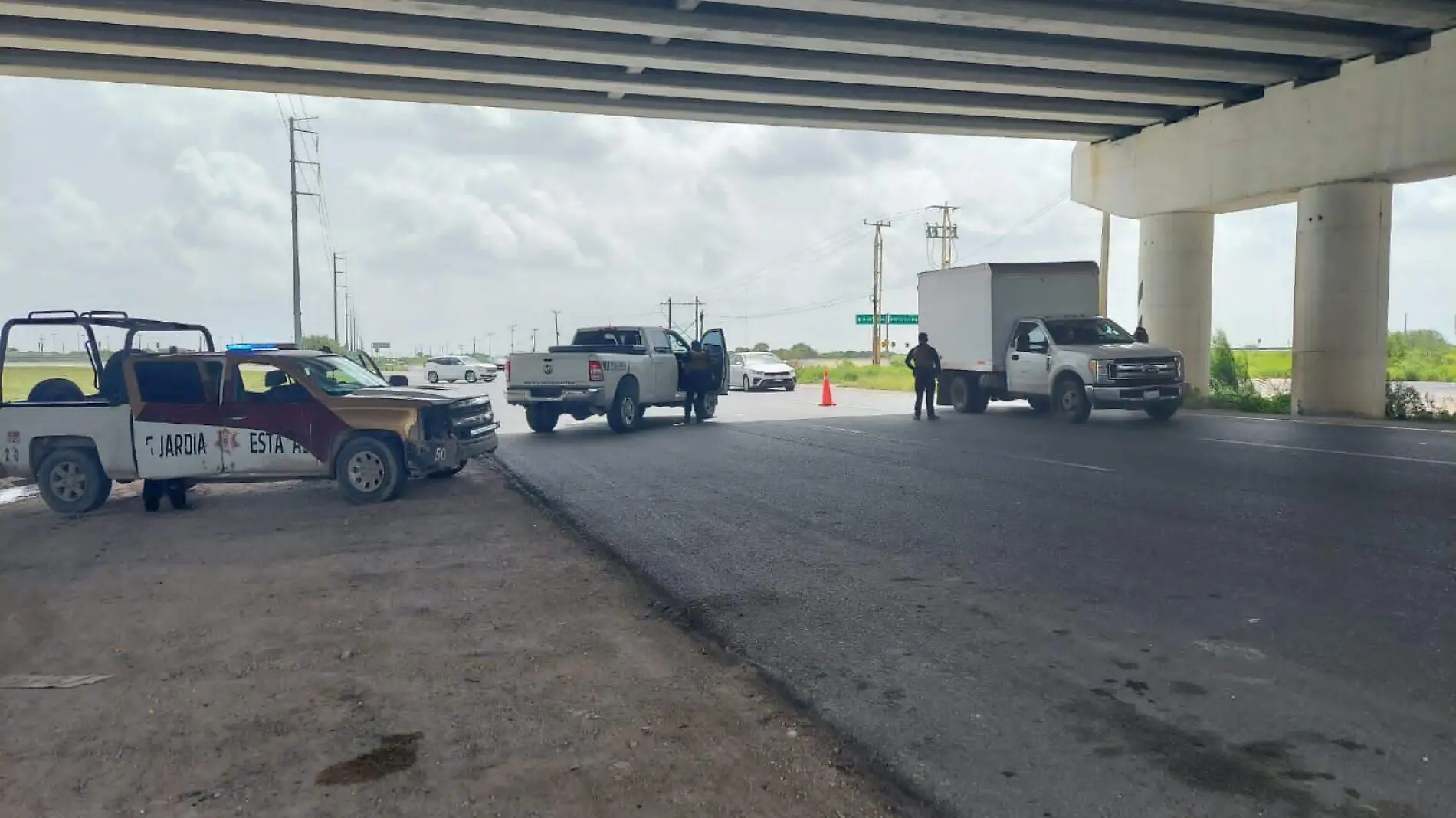 Guardia Estatal vigila la autopista Monterrey-Reynosa: efectúan revisiones en autobuses 